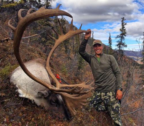 caribou-hunting-yukon-canada